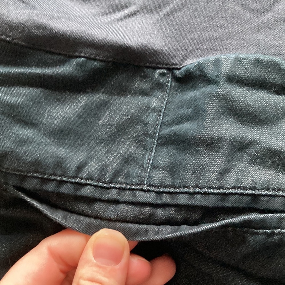 Liz Lange Maternity Shorts - Picture 5 of 5